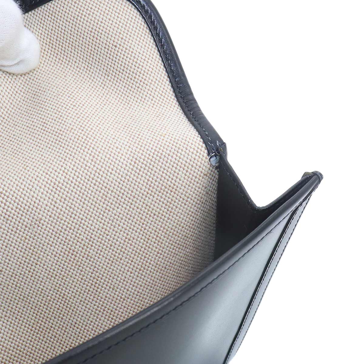 Jige PM Clutch Bag Box Calf Black Purse