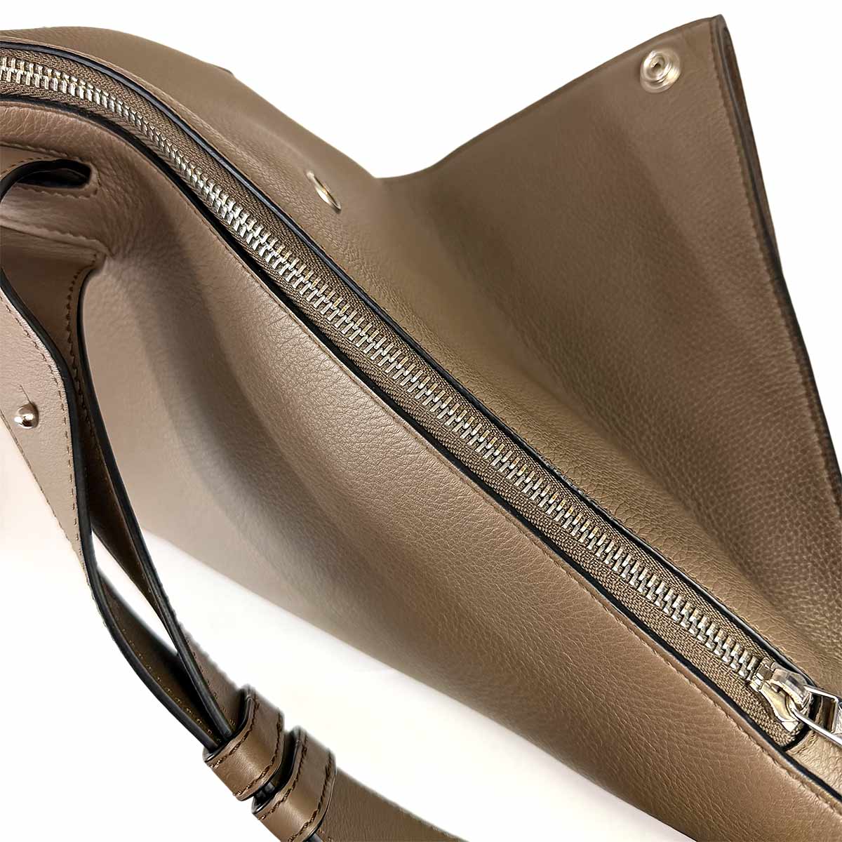 Anton Sling Bag Crossbody Bag Leather Brown Purse