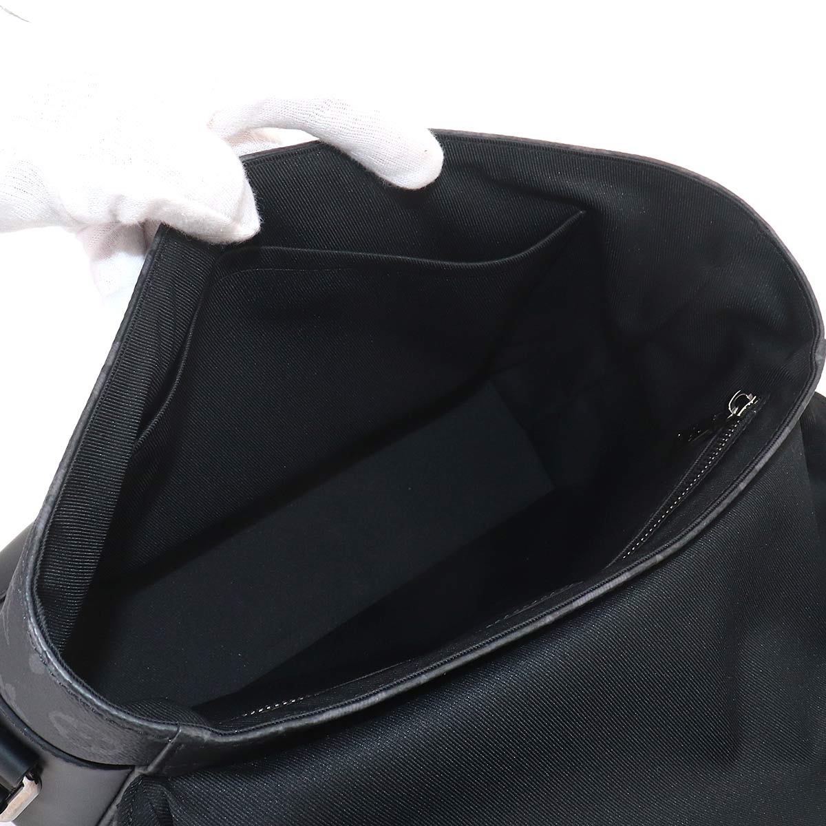 Monogram Eclipse Messenger Voyage PM Shoulder Bag M40511