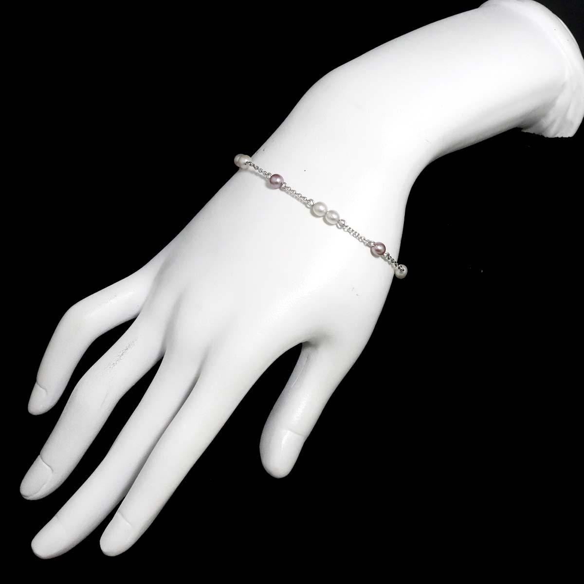 Freshwater cultured pearl 4.4-4.0mm Bracelet 18K WG 750