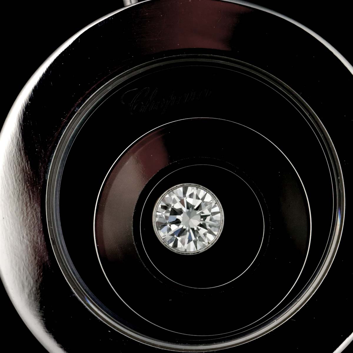 Happy Spirit Diamond Necklace 18K White Gold 750