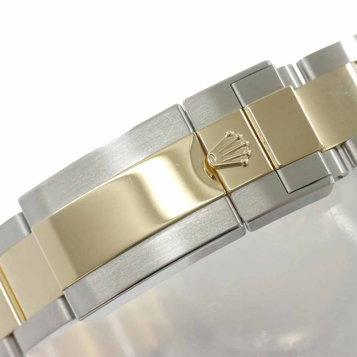 Daytona 126503G Serial Random 8P Diamond 750 Yellow Gold