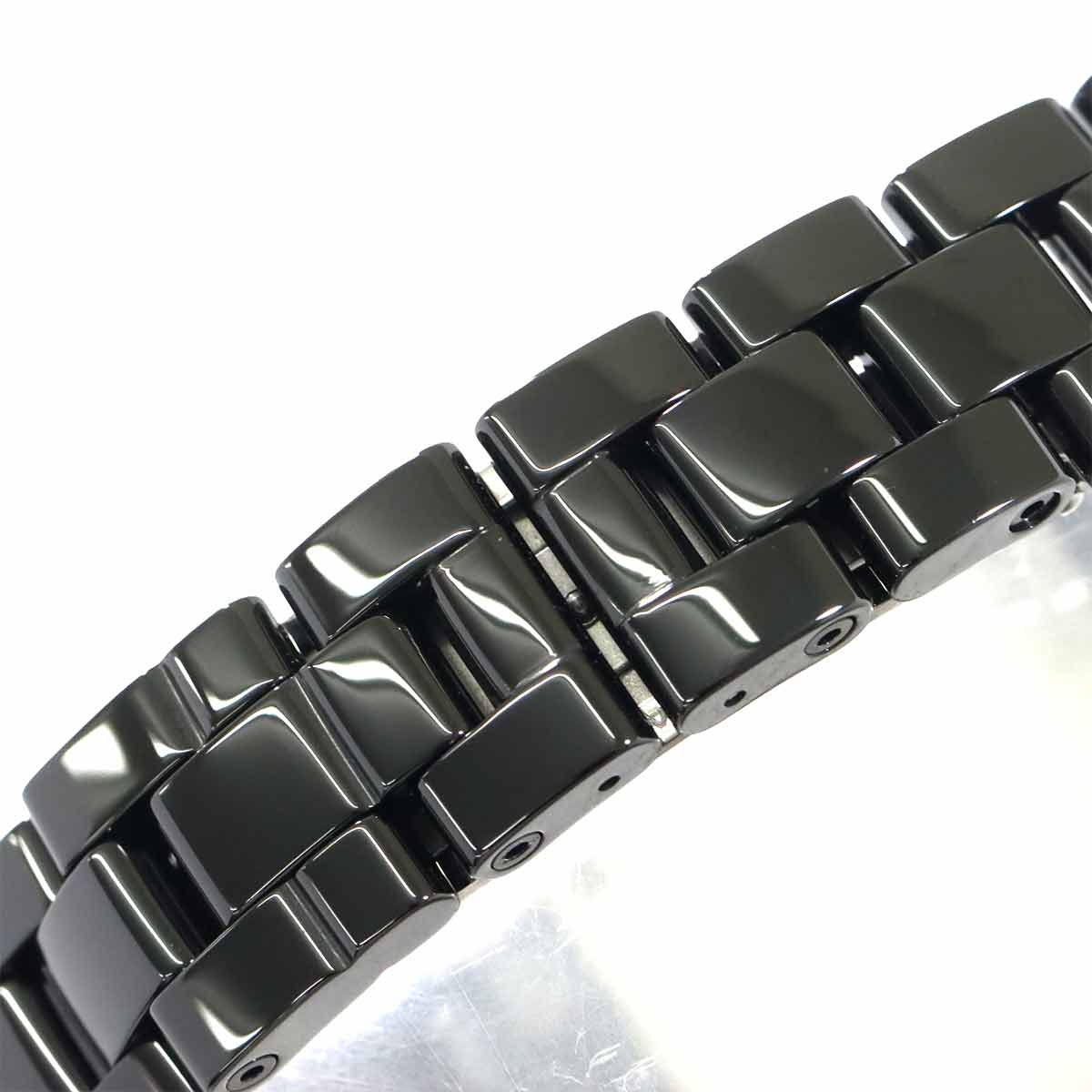 J12 H1625 12P Diamond Quartz Black Dial Ladies Watch