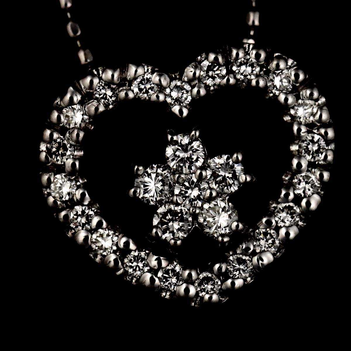 Diamond 0.25ct Heart Necklace 18K White Gold 750