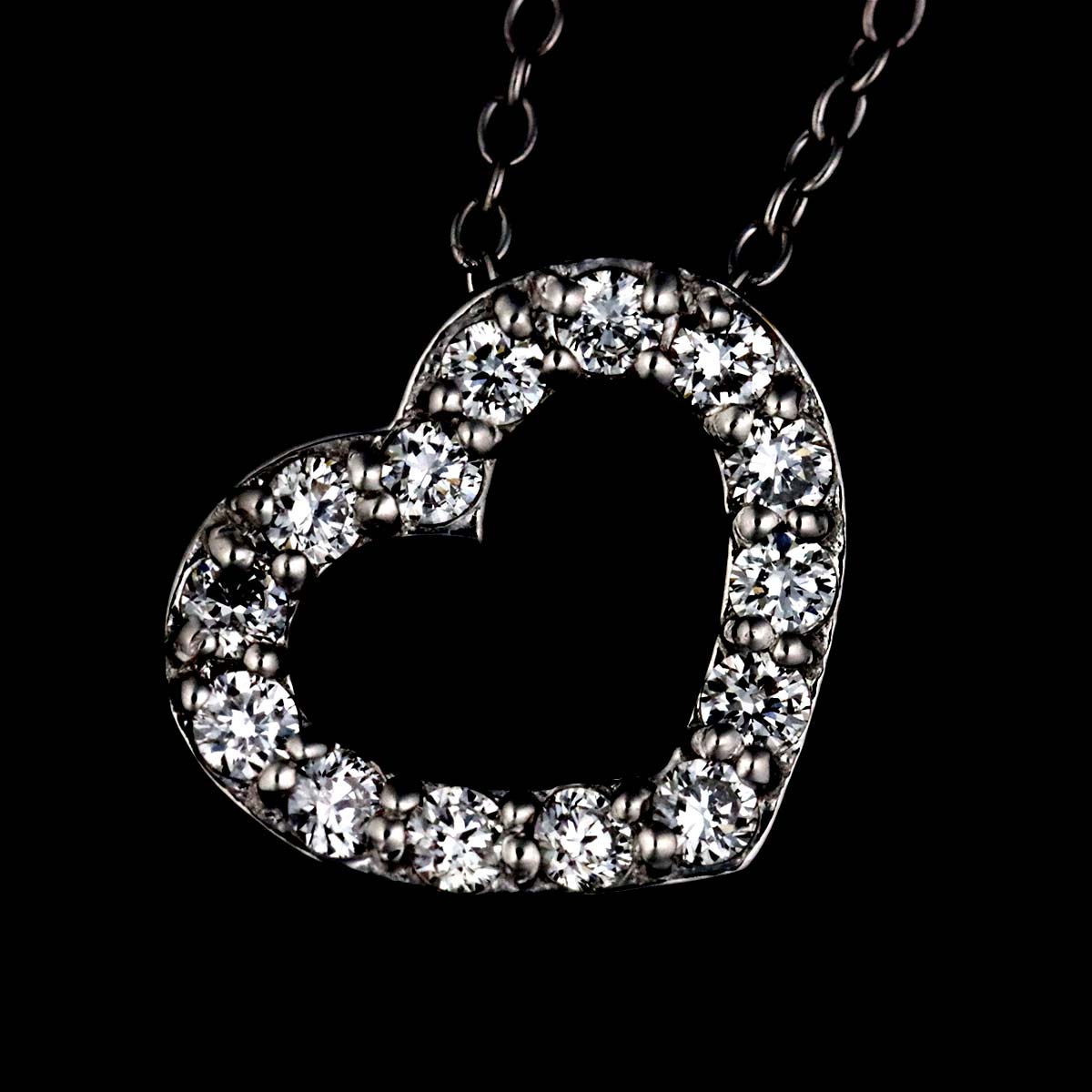 Diamond 0.16ct Heart Necklace 18K White Gold 750