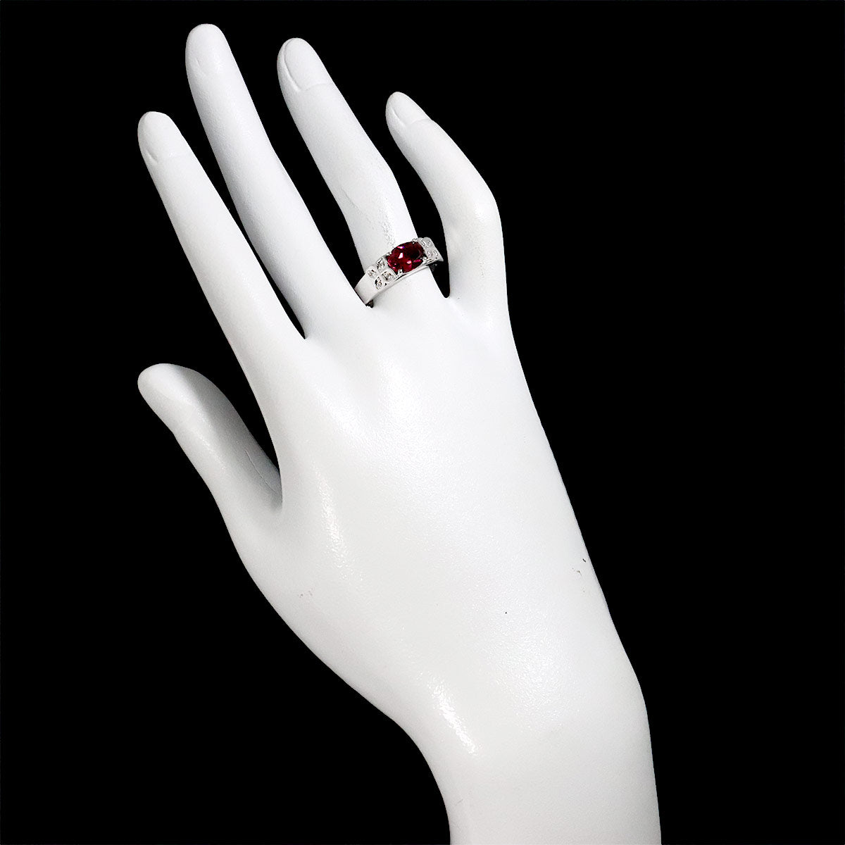 Garnet Diamond 0.07ct Ring 18K WG 750 size6.75-7.25(US)