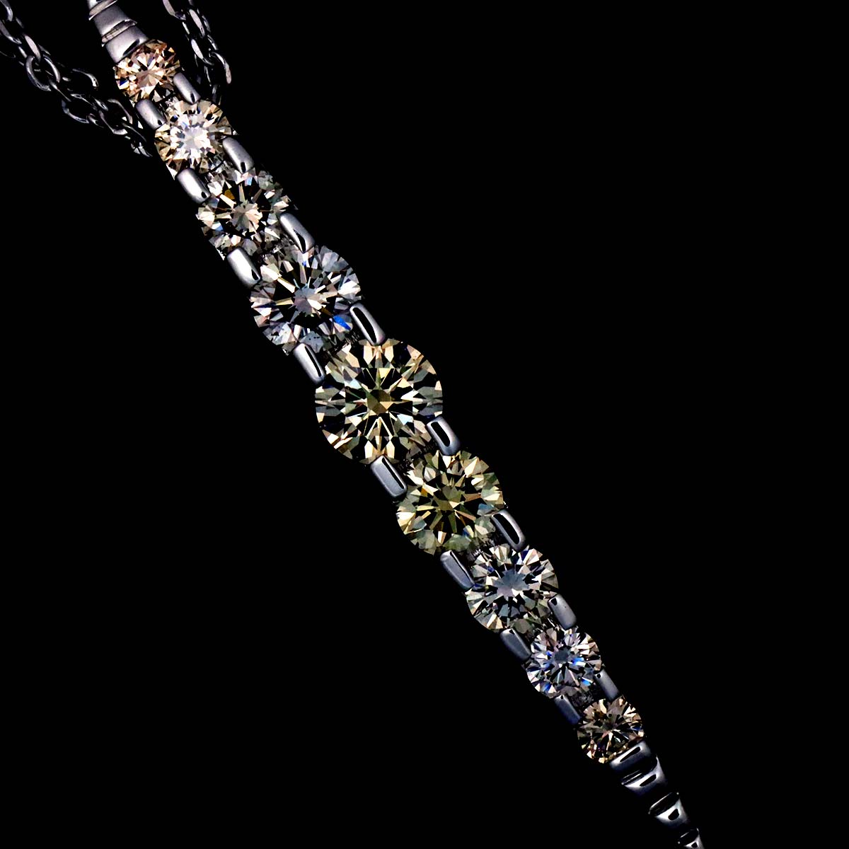 BrownDiamond 1.00ct Necklace 18K White Gold 750