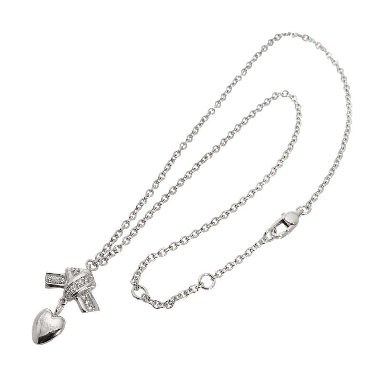 Heart Diamond Necklace 18K White Gold 750