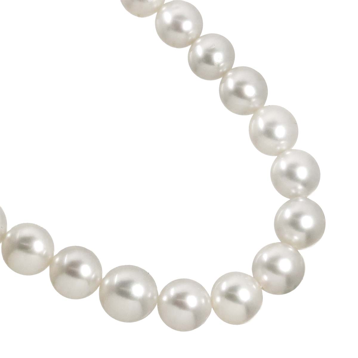 Akoya Pearl 10.6-7.1mm Necklace 18K White Gold 750