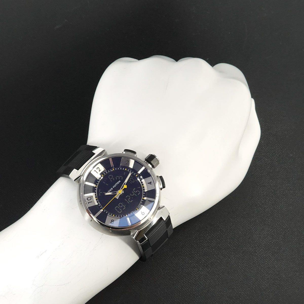 Tambour In Black Q118F Quartz Analog Digital Watch