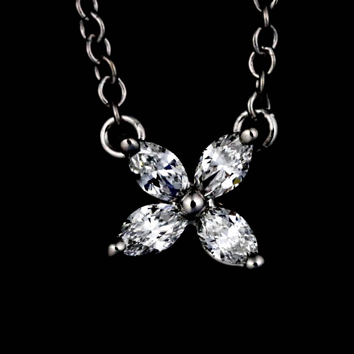 Victoria Mini Diamond Necklace Platinum