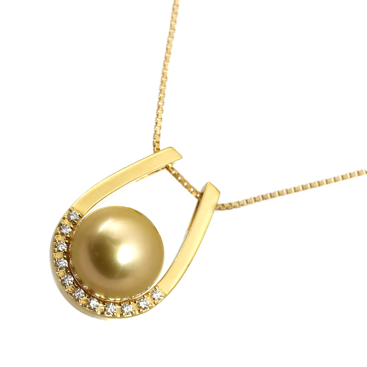South Sea pearl 10.6mm Diamond 0.10ct Necklace 18K YG 750