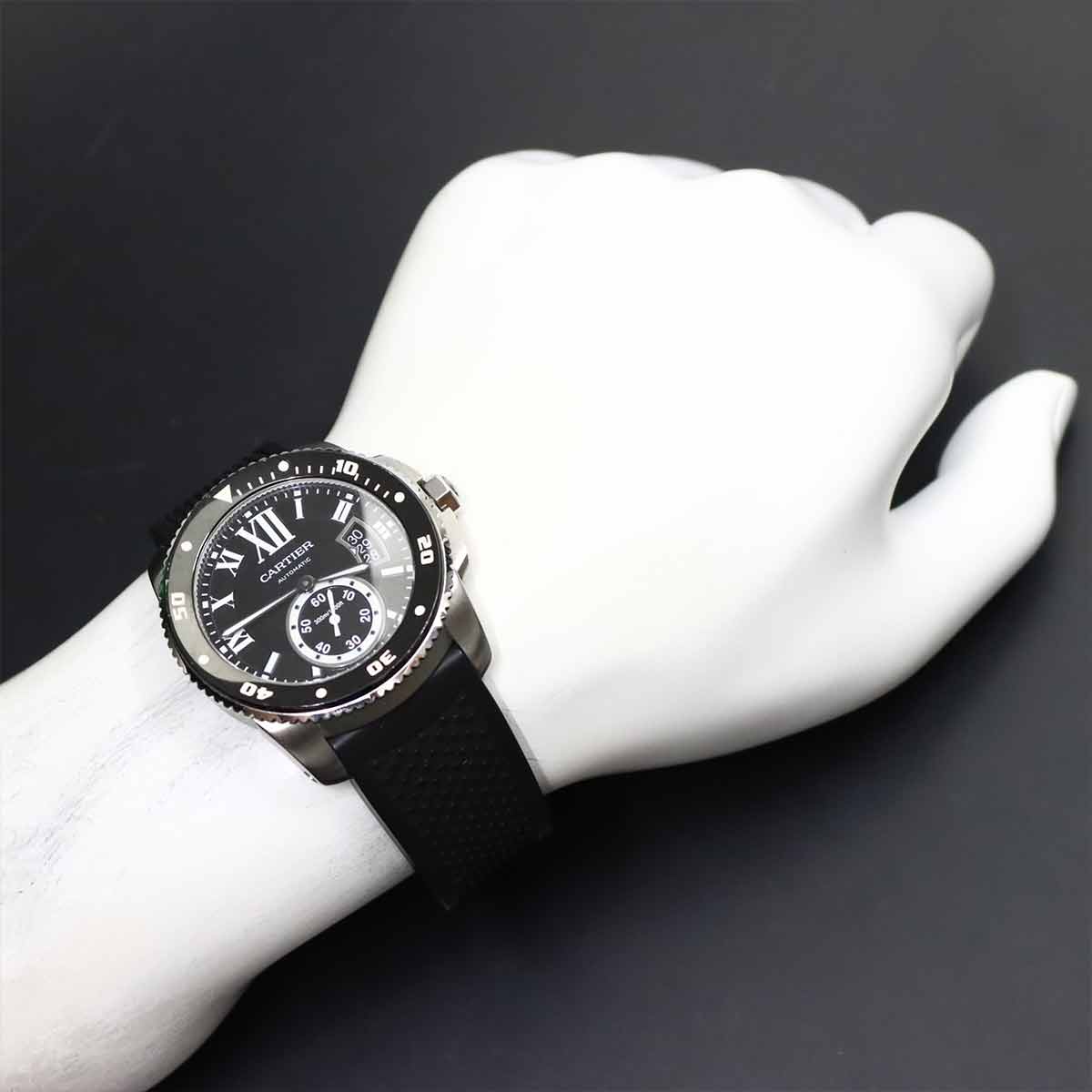 Calibre de Cartier Diver W7100056 Date Black Dial Mens Watch