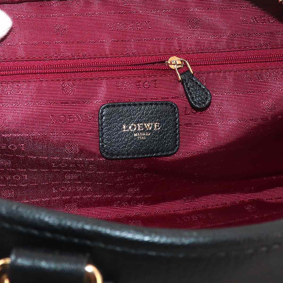 Amazona 28 Hand Bag Leather Black Anagram Purse