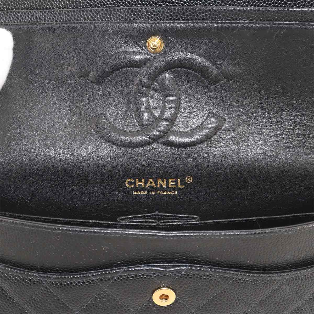 Matelasse 25 Chain Shoulder Bag Leather Black A01112