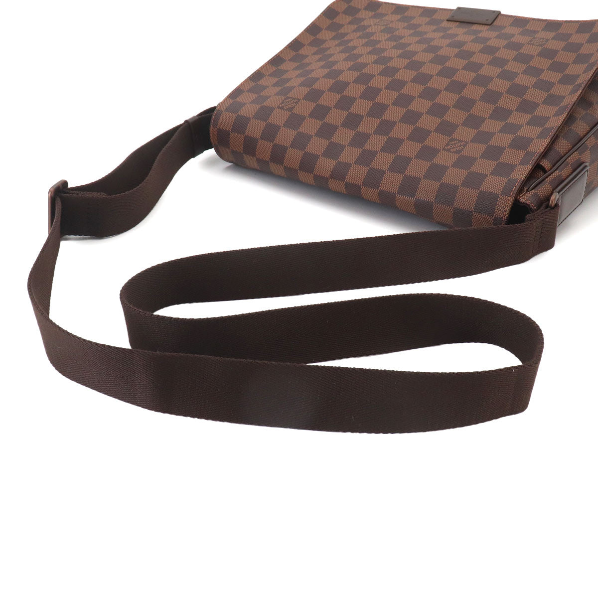Damier District MM Shoulder Bag Ebene N41212