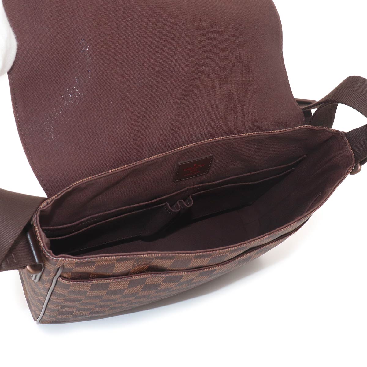 Damier District MM Shoulder Bag Ebene N41212