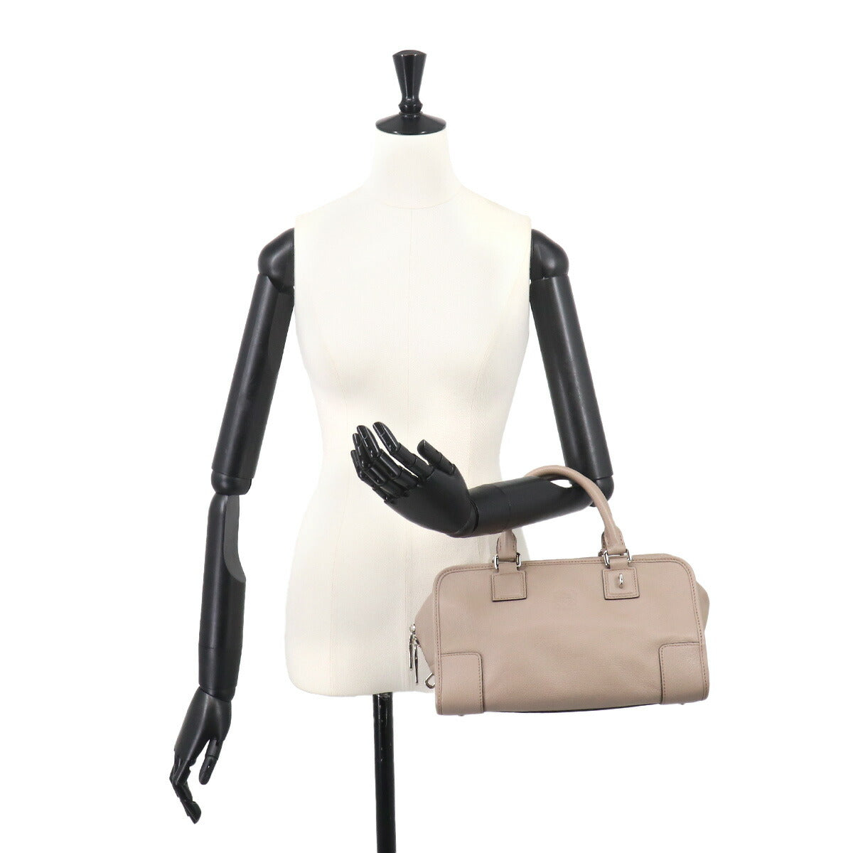 Amazona 28 Hand Bag Leather Beige Anagram Purse