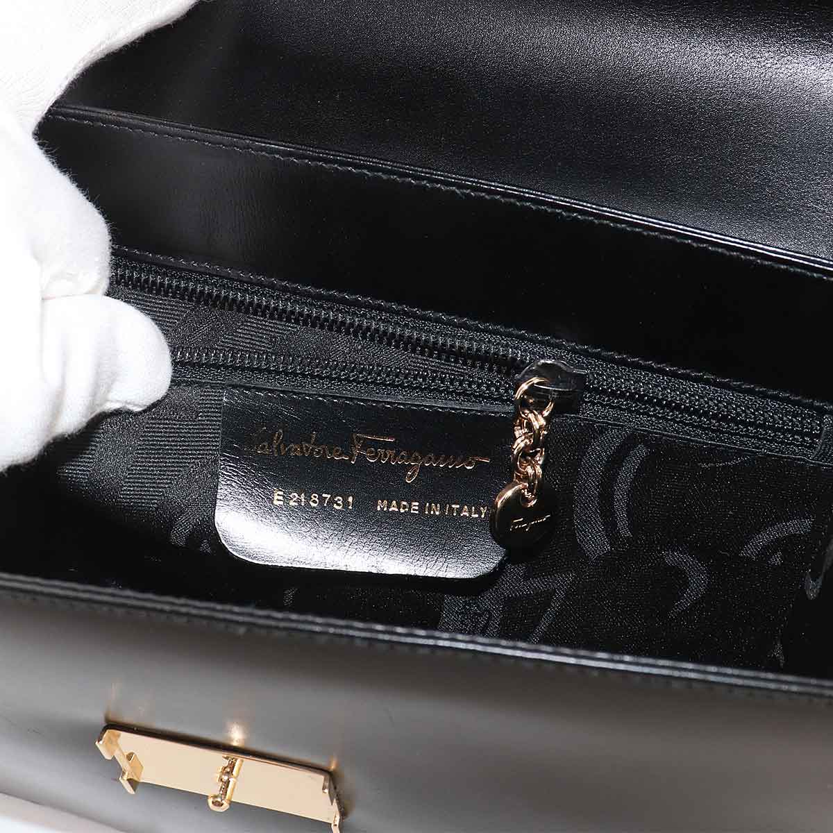 Vara Shoulder Bag Leather Black Vintage