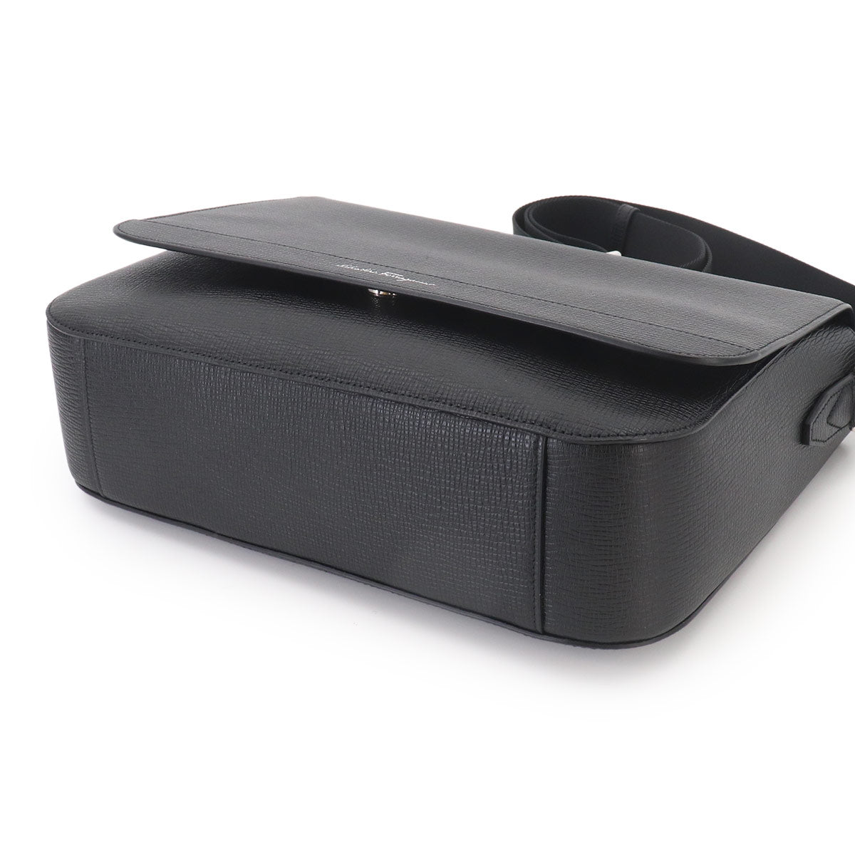 Messenger Shoulder Bag Leather Black Purse