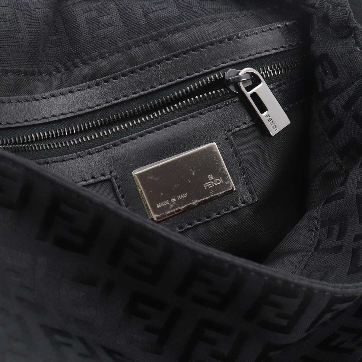 Zucchino Mamma Baguette Shoulder Bag Canvas Black 8BR001