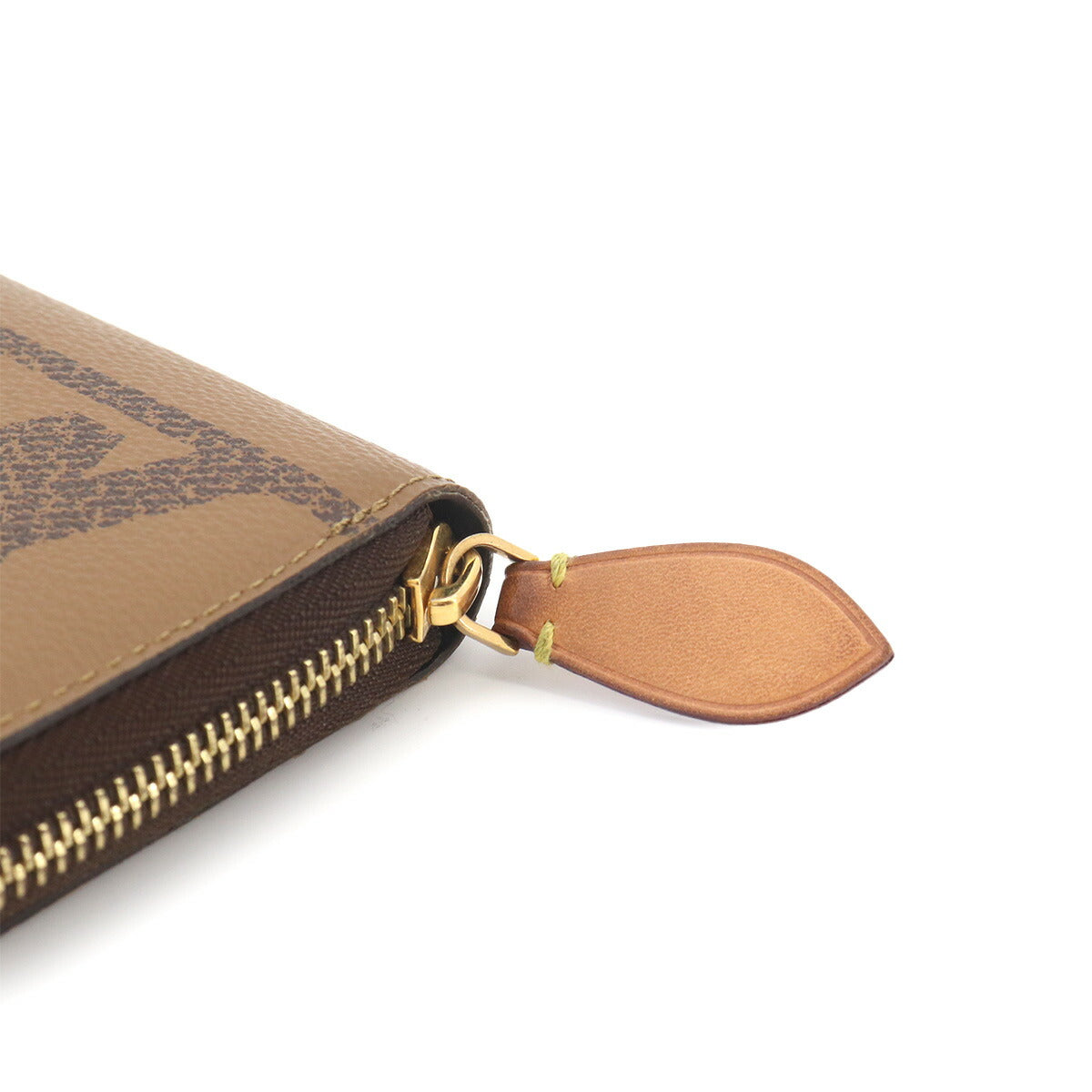 Monogram Giant Reverse Zippy Wallet Brown M67687