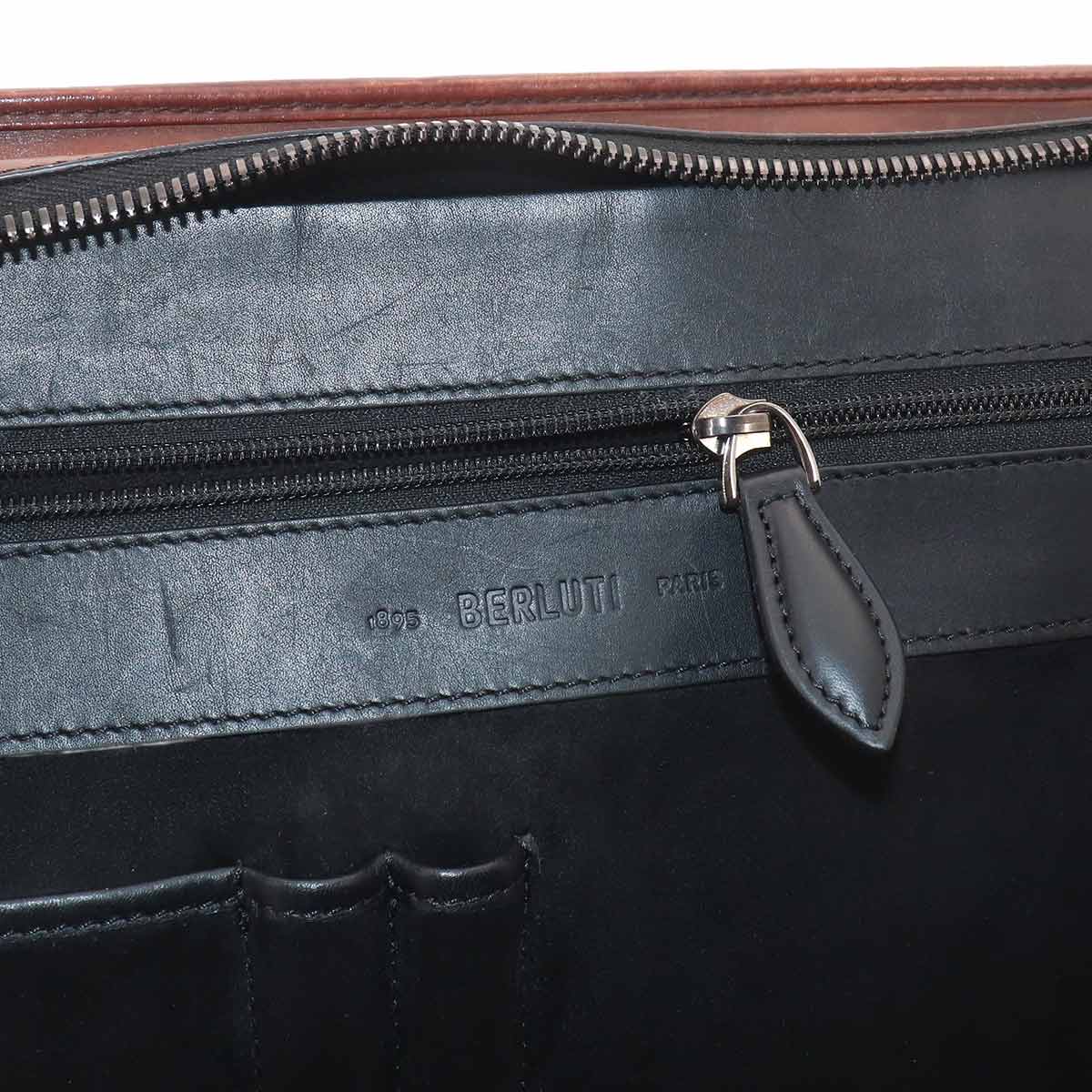 Deux Jours Briefcase Business Shoulder Bag Venezia Leather