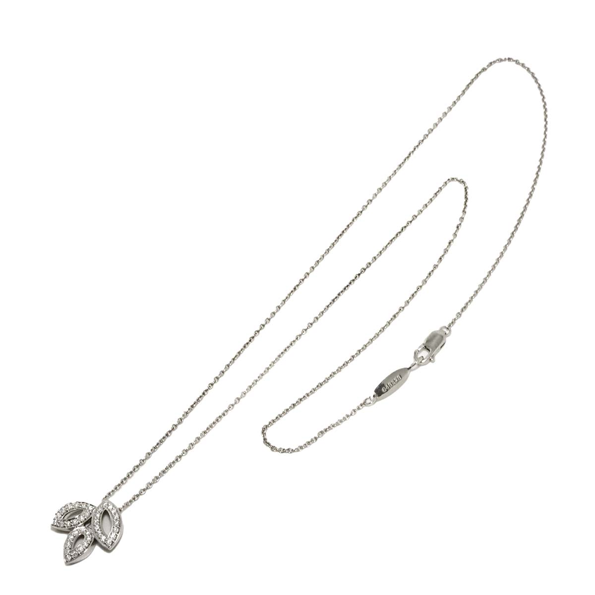 Lily Cluster Mini Diamond Necklace Pt