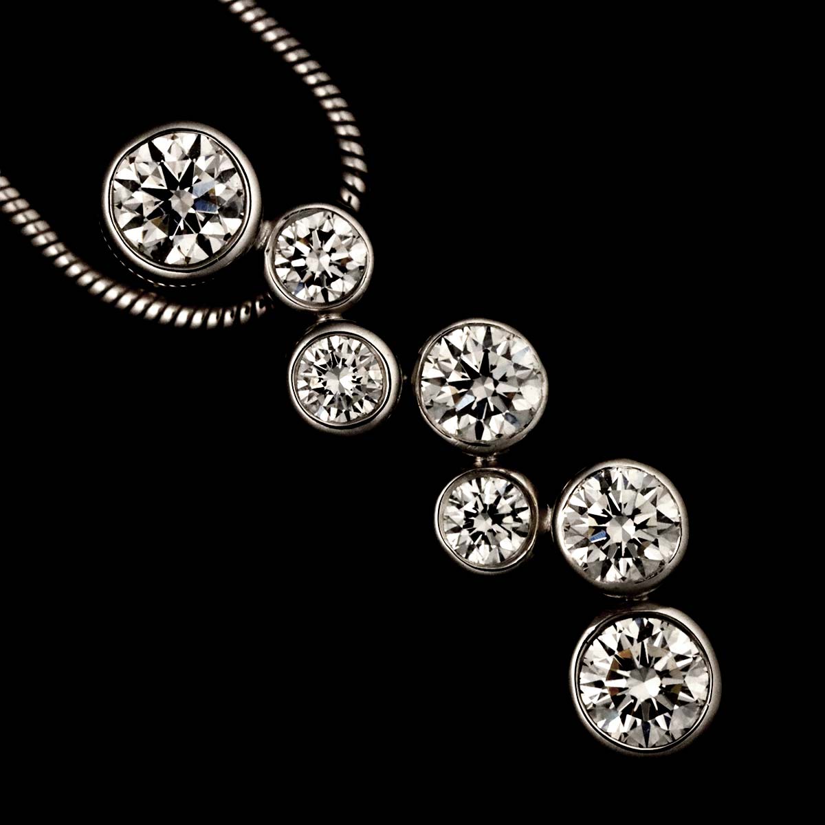 Diamond Necklace 18K White Gold 750