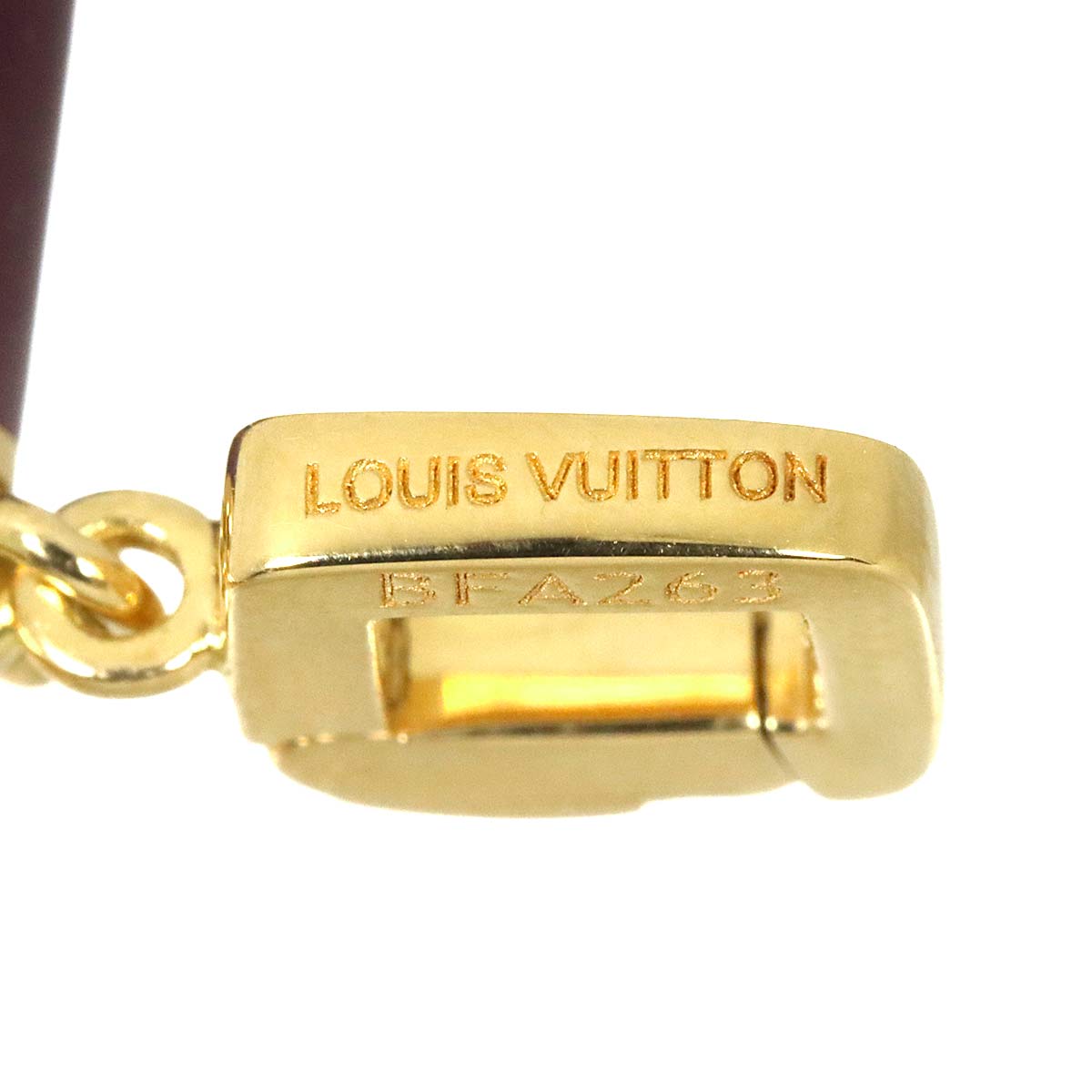 Enamel Pendant Top 18K Yellow Gold 750