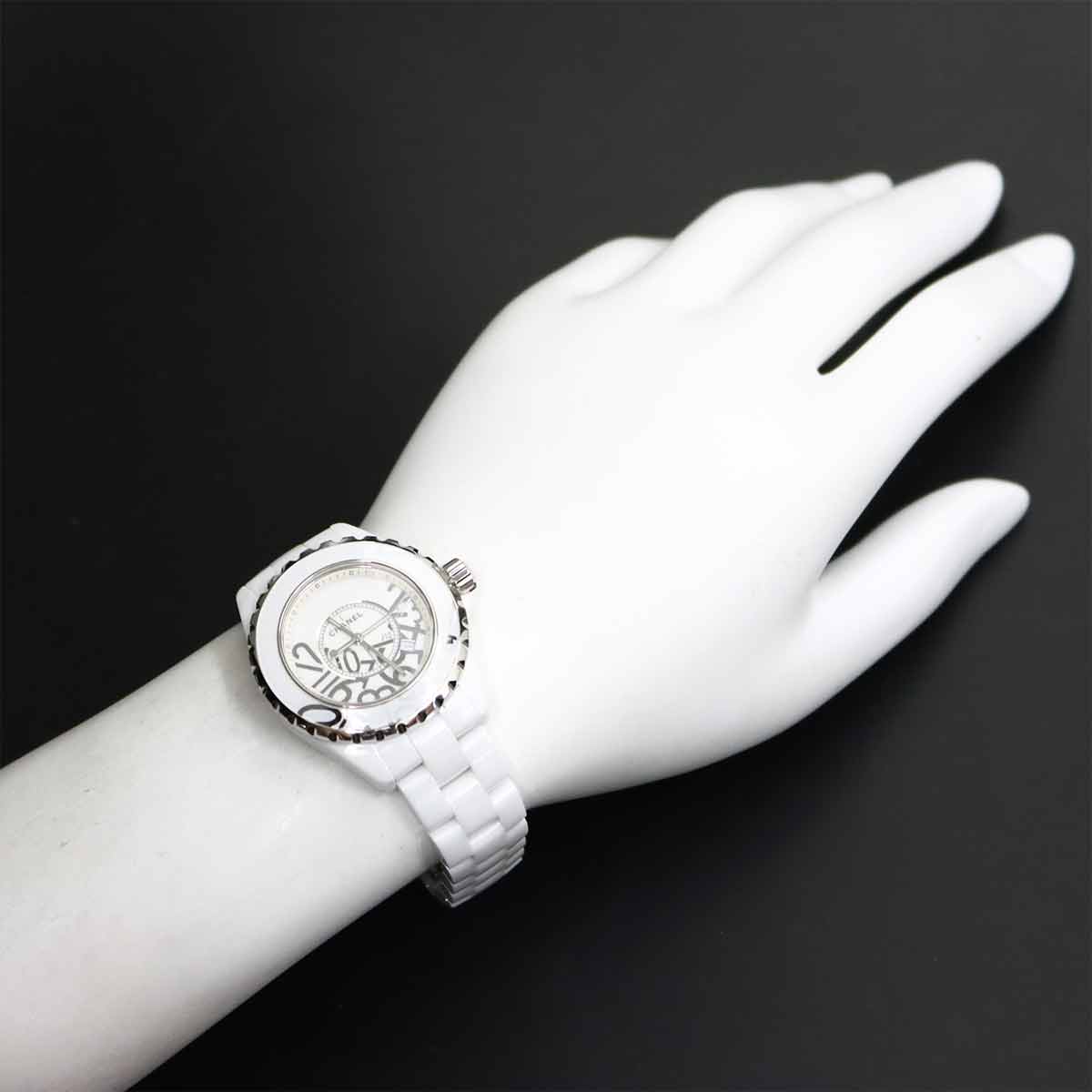 J12 Graffiti 33mm H5239 White Ceramic Limited Edition