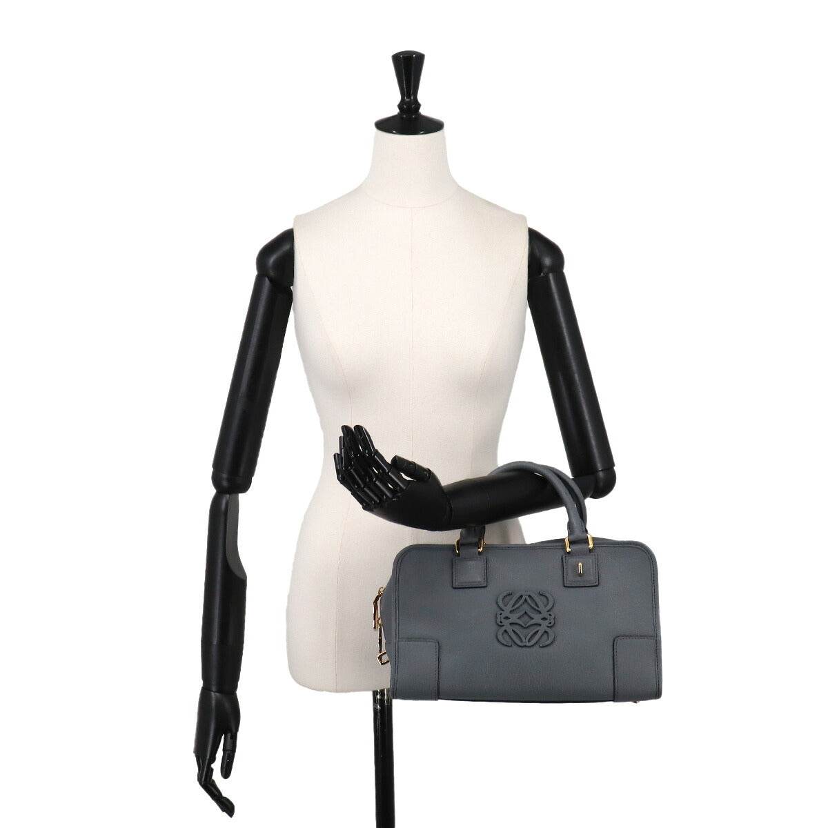 Amazona 28 Hand Bag Leather Gray Anagram Purse