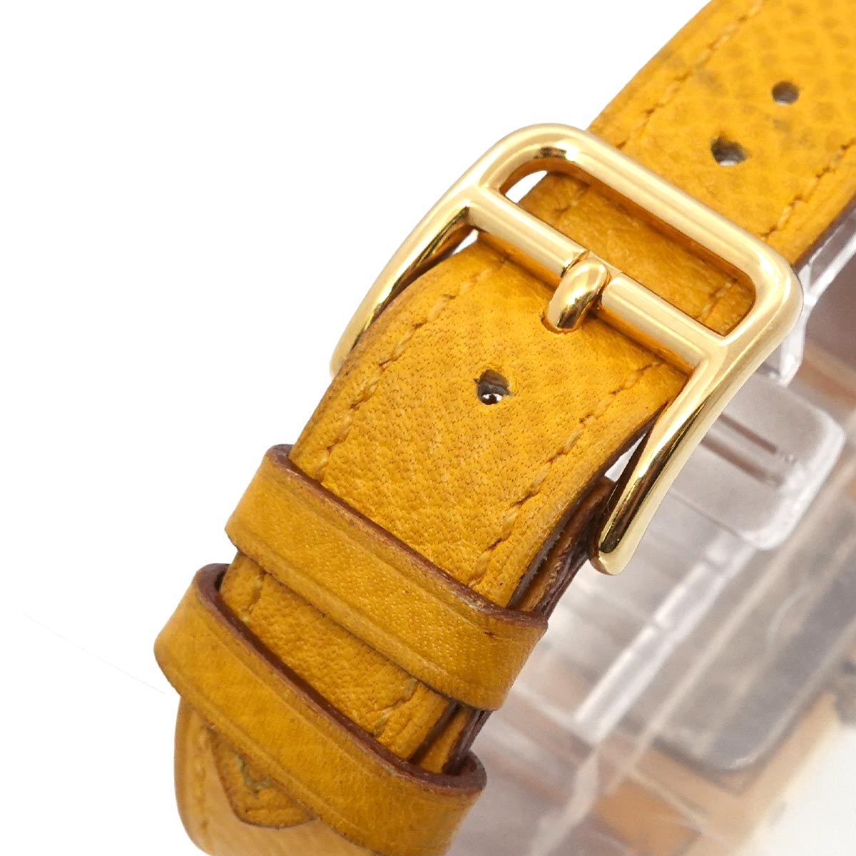 Medor Vintage pyramid Gold studs Quartz White Dial Ladies