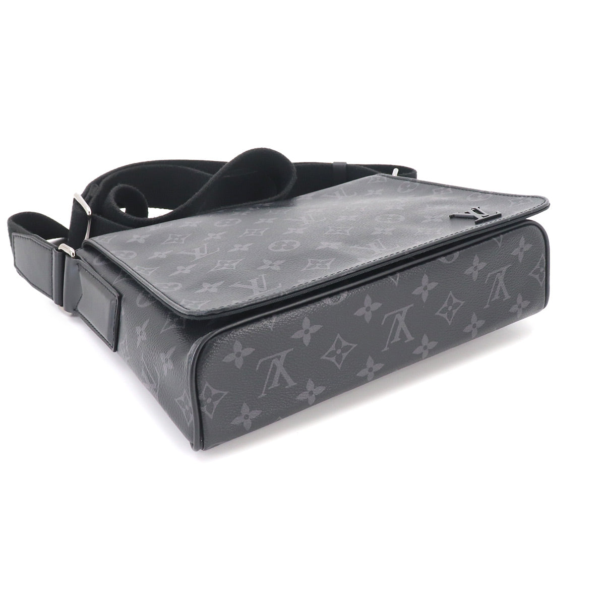 Monogram Eclipse District PM NM Shoulder Bag M44000