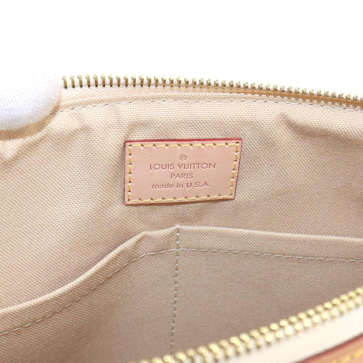 Damier Azur Siracusa PM Shoulder Bag White N41113