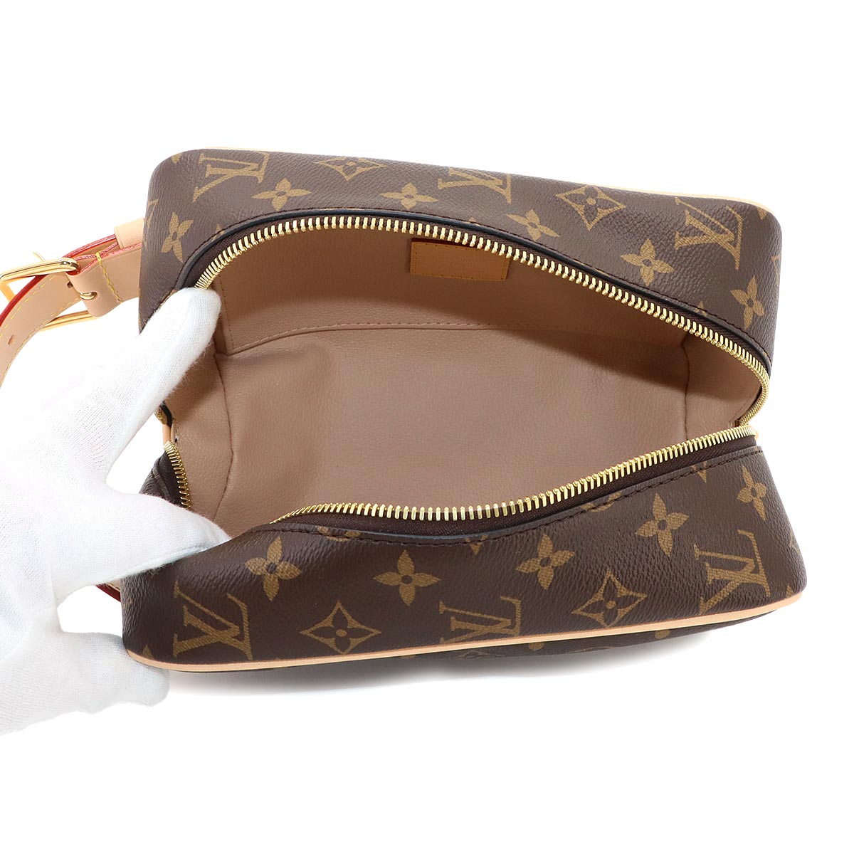 Monogram Locker Dopp Kit Hand Bag Brown M83112 Purse