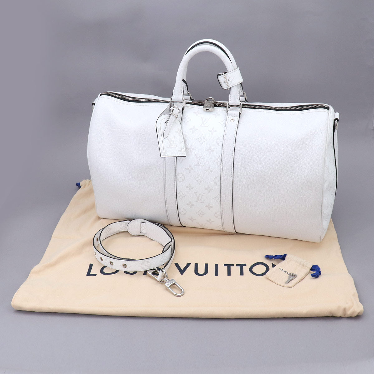 Taigarama Keepall Bandouliere 50 Luggage Leather M30885