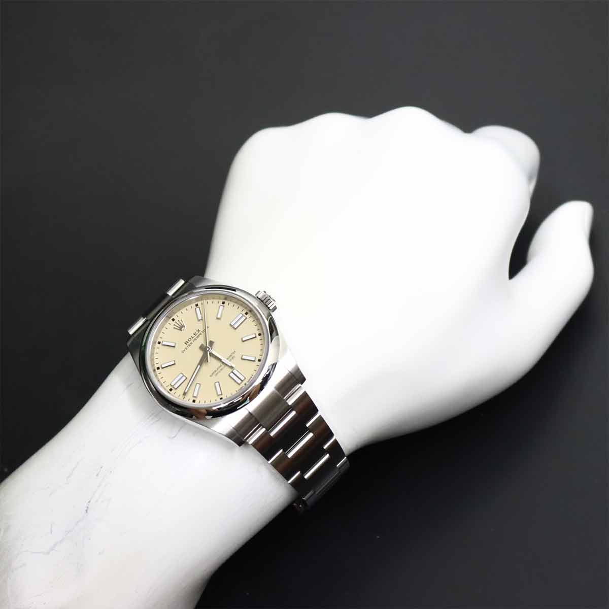 Oyster Perpetual 134300 Serial Random Automatic Pistachio Dial