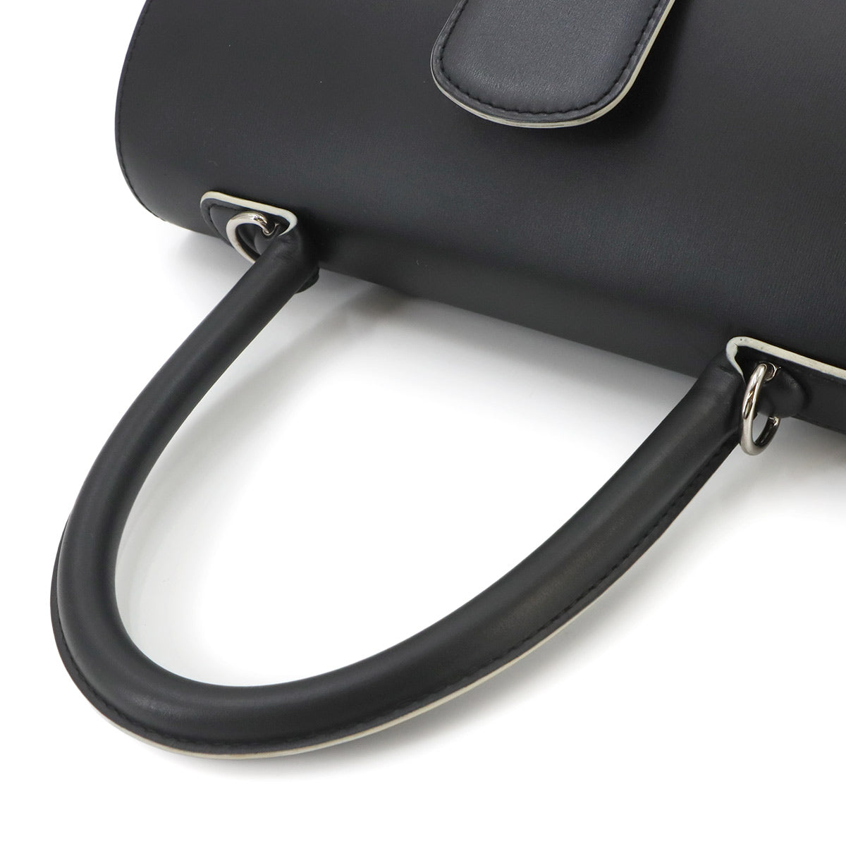 Brillant MM Hand Shoulder Bag Leather Black White Magritte