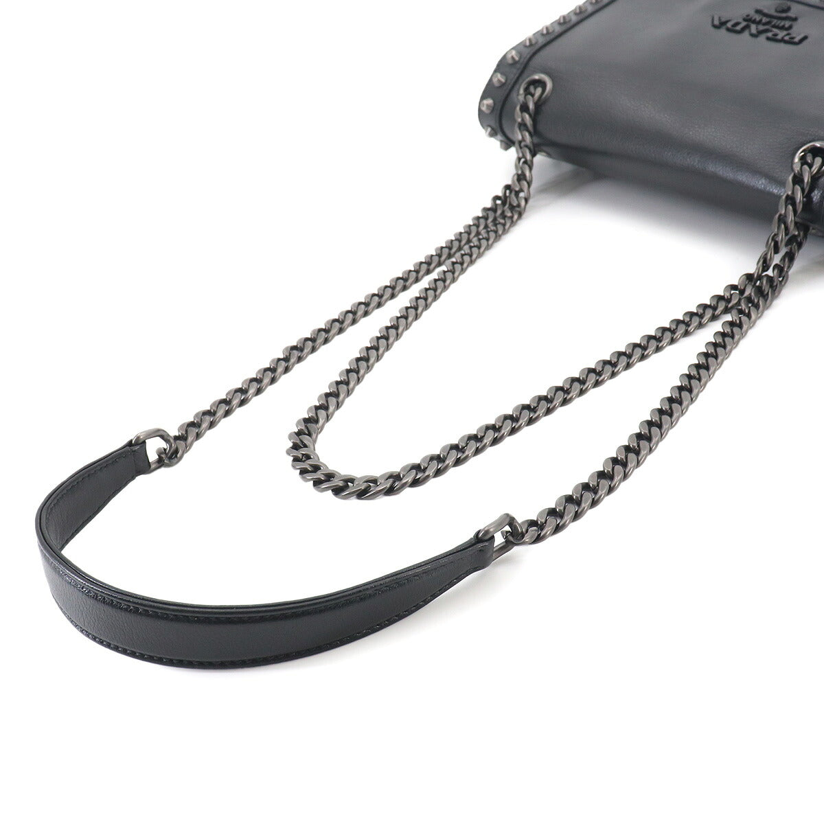 Studsa Chain Shoulder Bag Leather Black 1BD147 Purse