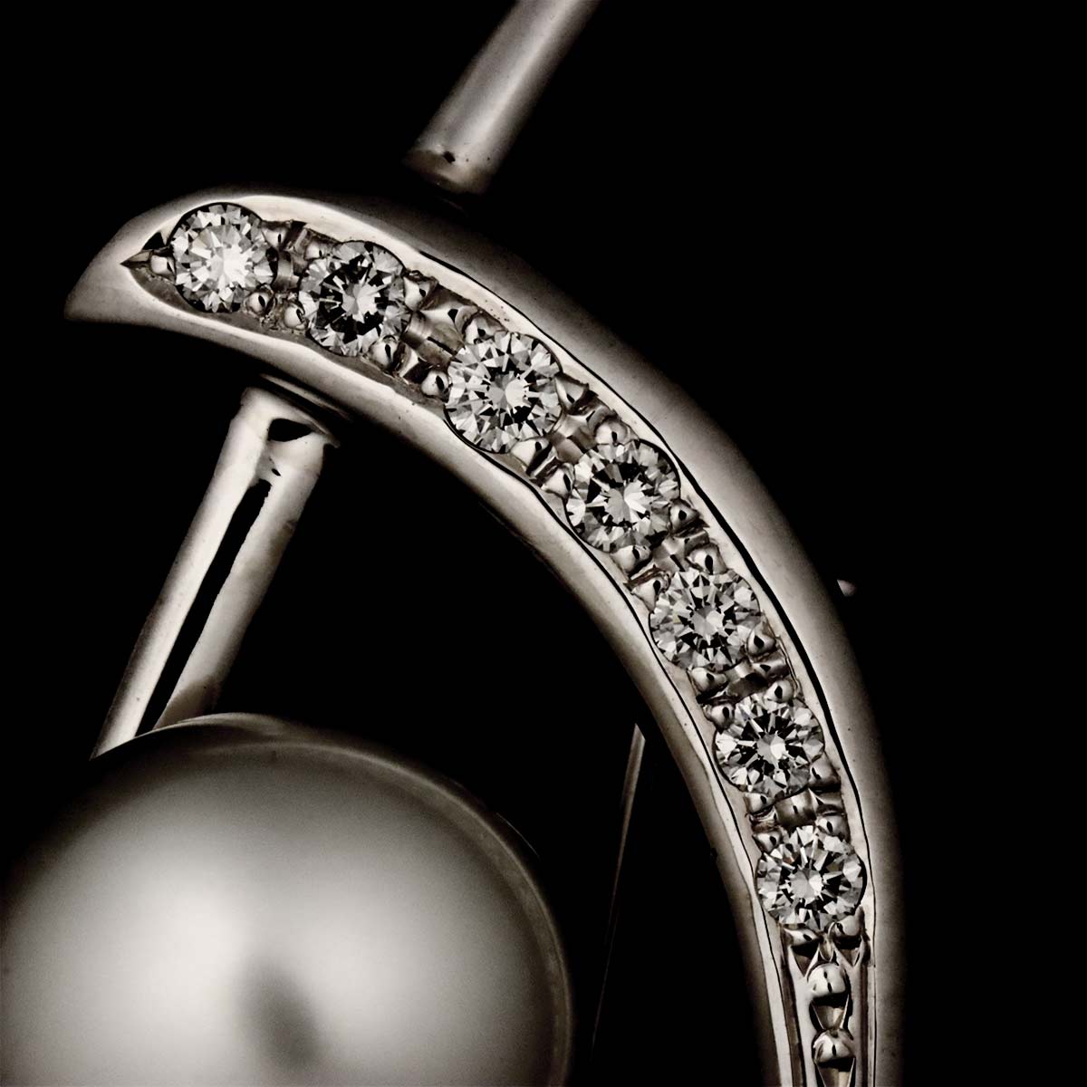 South Sea pearl 11.4mm Diamond 0.20ct Brooch 14K WG 585