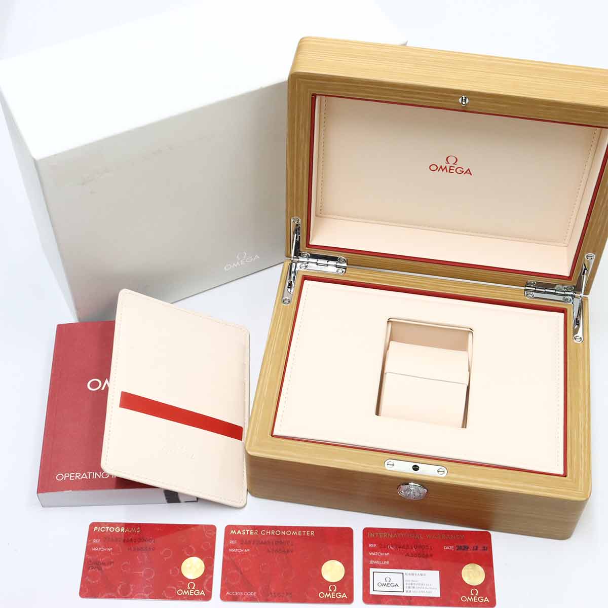 OMEGA Seamaster Planet Ocean 600m 215 32 46 51 09 001 Automatic