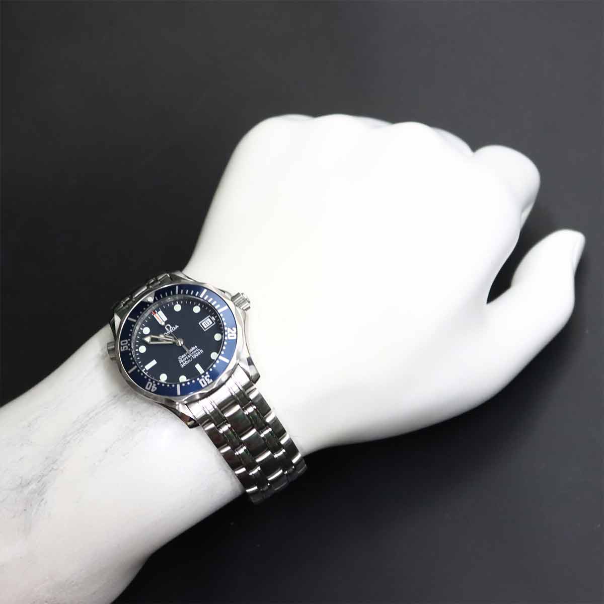 Seamaster Professional 2561 80 Date Navy Dial Boys Watch