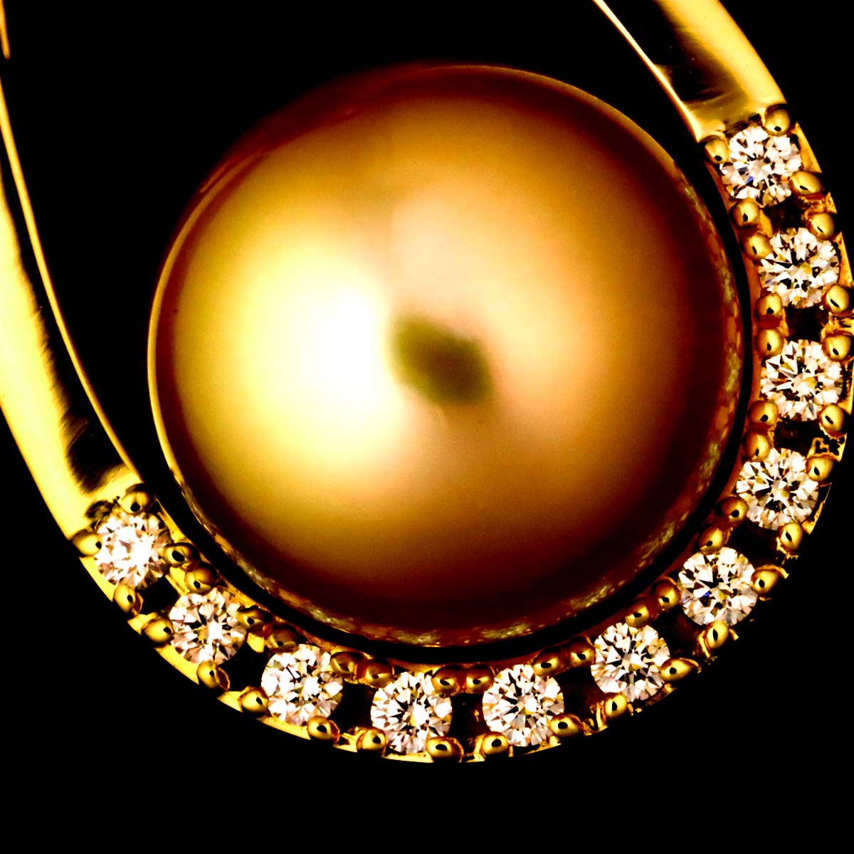 TASAKI South Sea pearl Diamond 0.10ct Necklace 18K YG 750