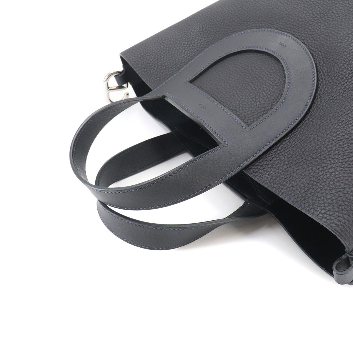 In the Loop 23 Hand Bag Taurillon Clemence Swift Caban Purse