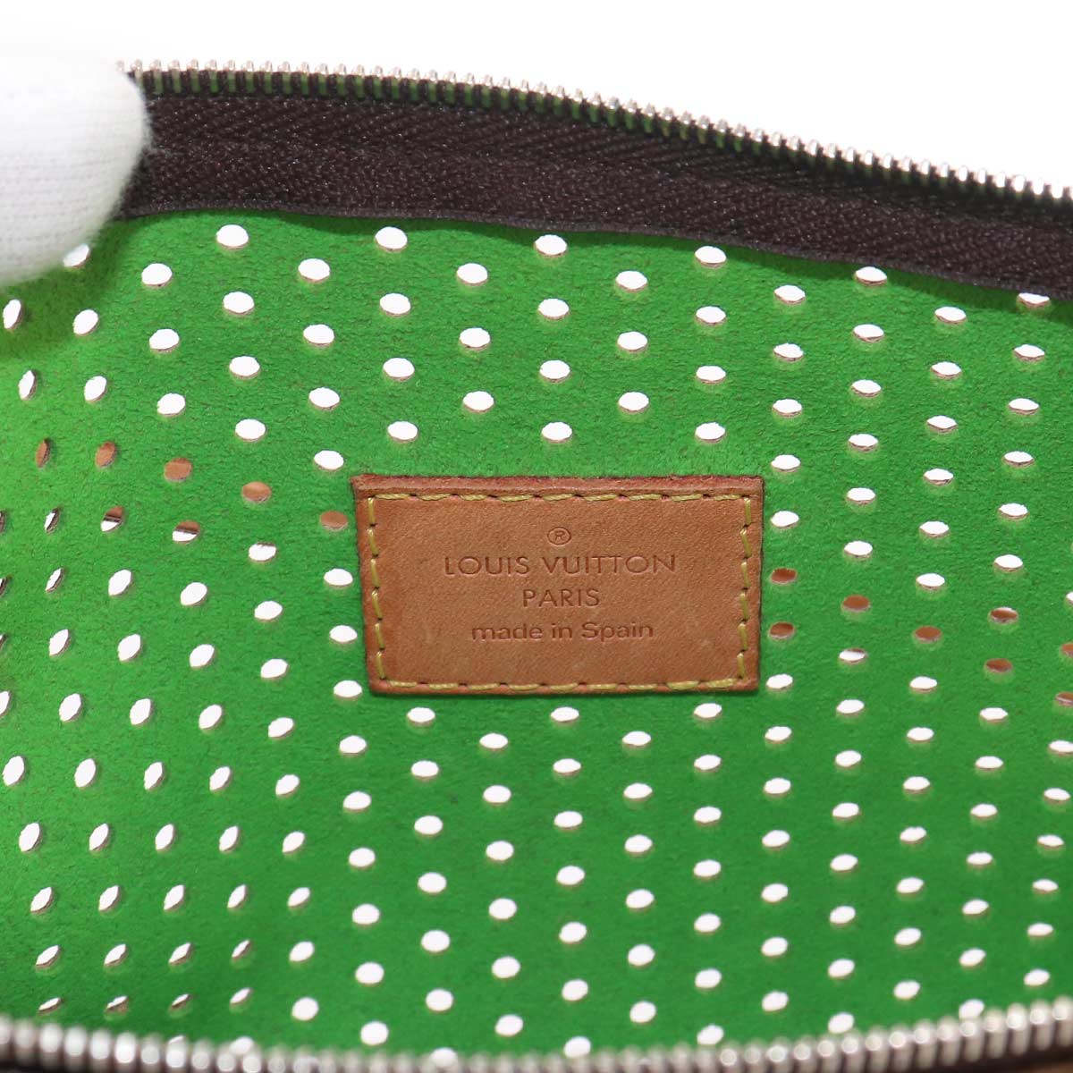 Monogram Perfo Pochette Accessories Hand Bag Vert M95184