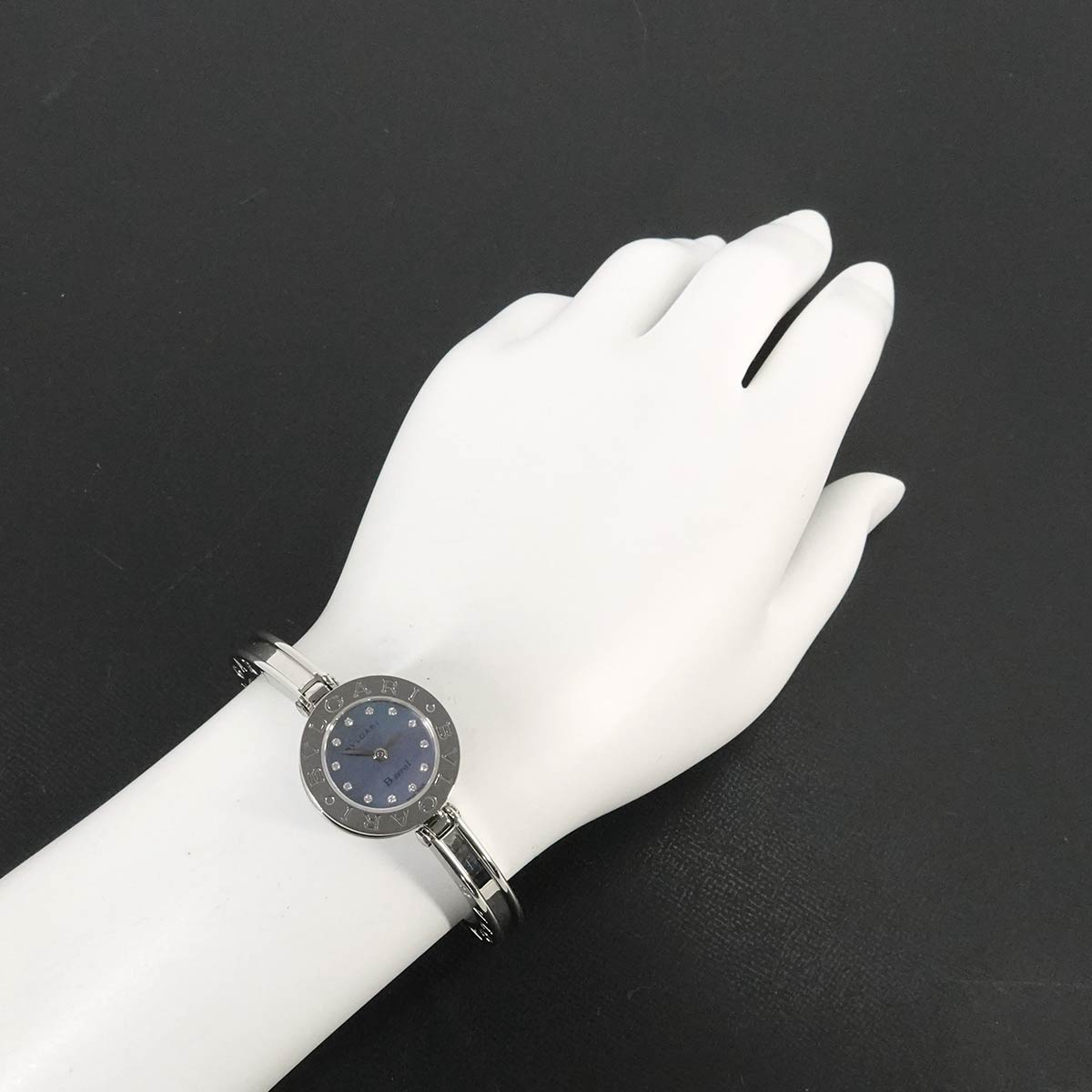 B-zero1 BZ23S 12P Diamond Quartz Blue shell Dial Ladies Watch