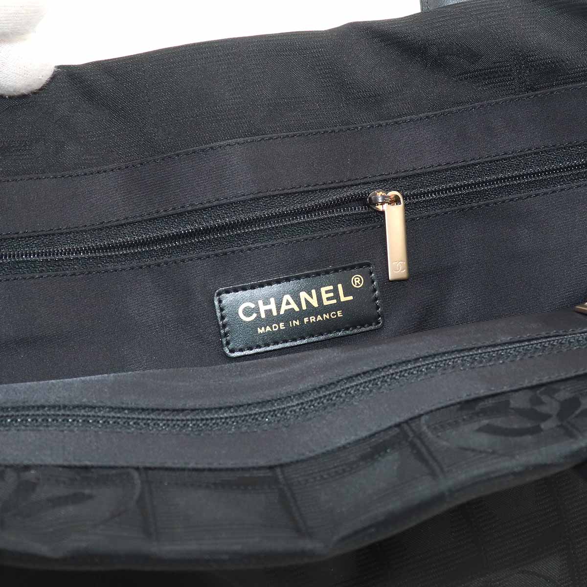 New Travel Line Tote PM Bag Nylon Jacquard Leather Black A20457