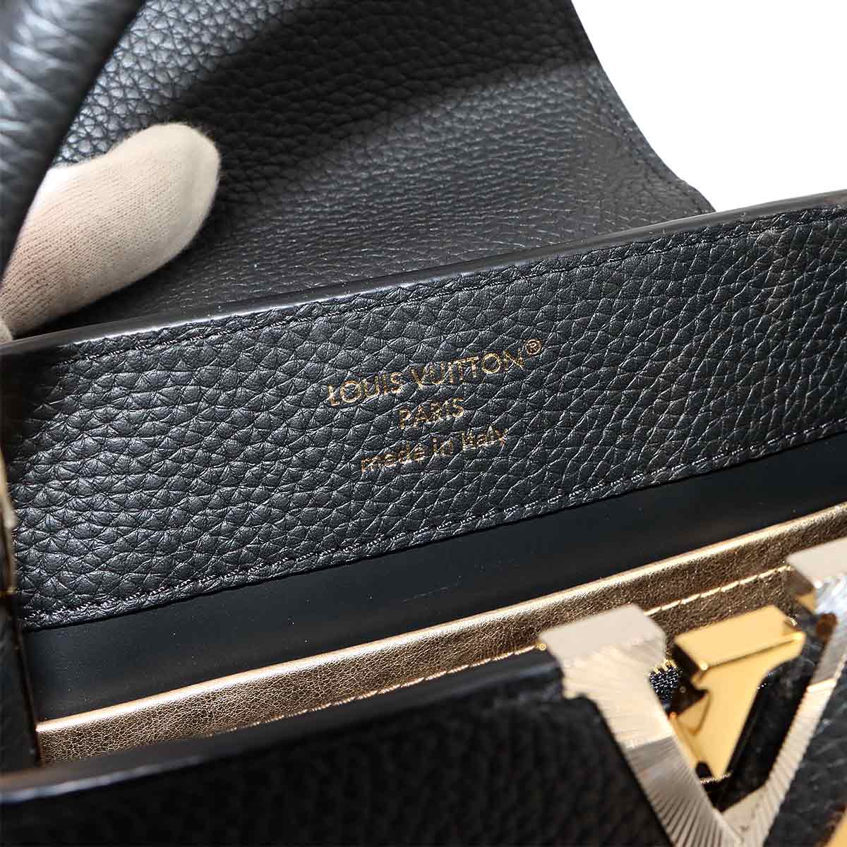Capucines BB Hand Shoulder Bag Taurillon Leather Purse