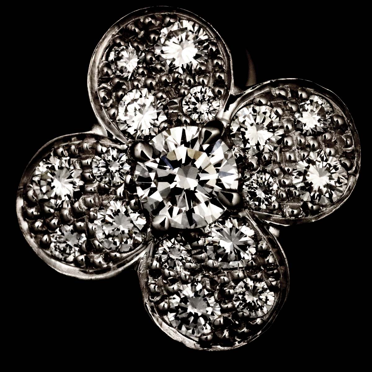 Vintage Alhambra Diamond Earring 18K WG 750 One Piece only